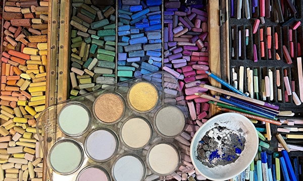 Introduction to Soft Pastels - The Paint Spot - Art Supplies and Art  Classes, Edmonton